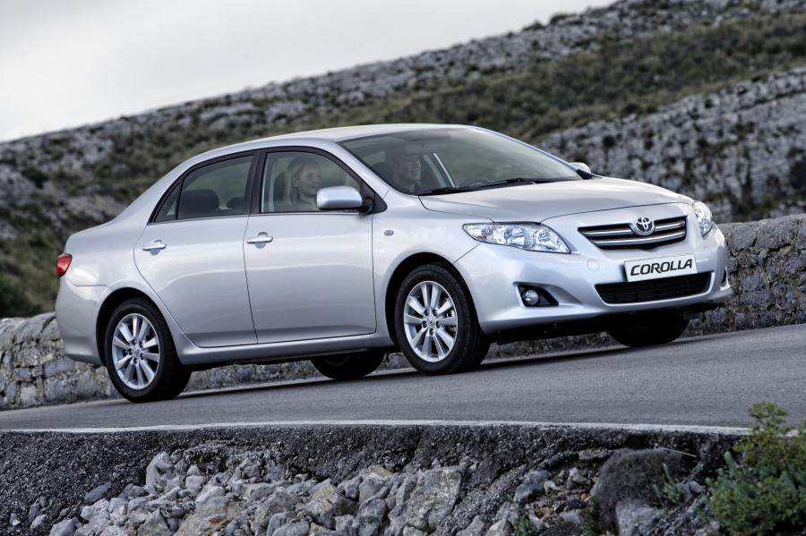  Toyota Corolla 2007 года  (EU) (фото 2 из 38)